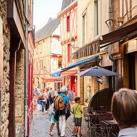 Appartamento Studio De Caractere Du Centre Historique De Vannes Esterno foto