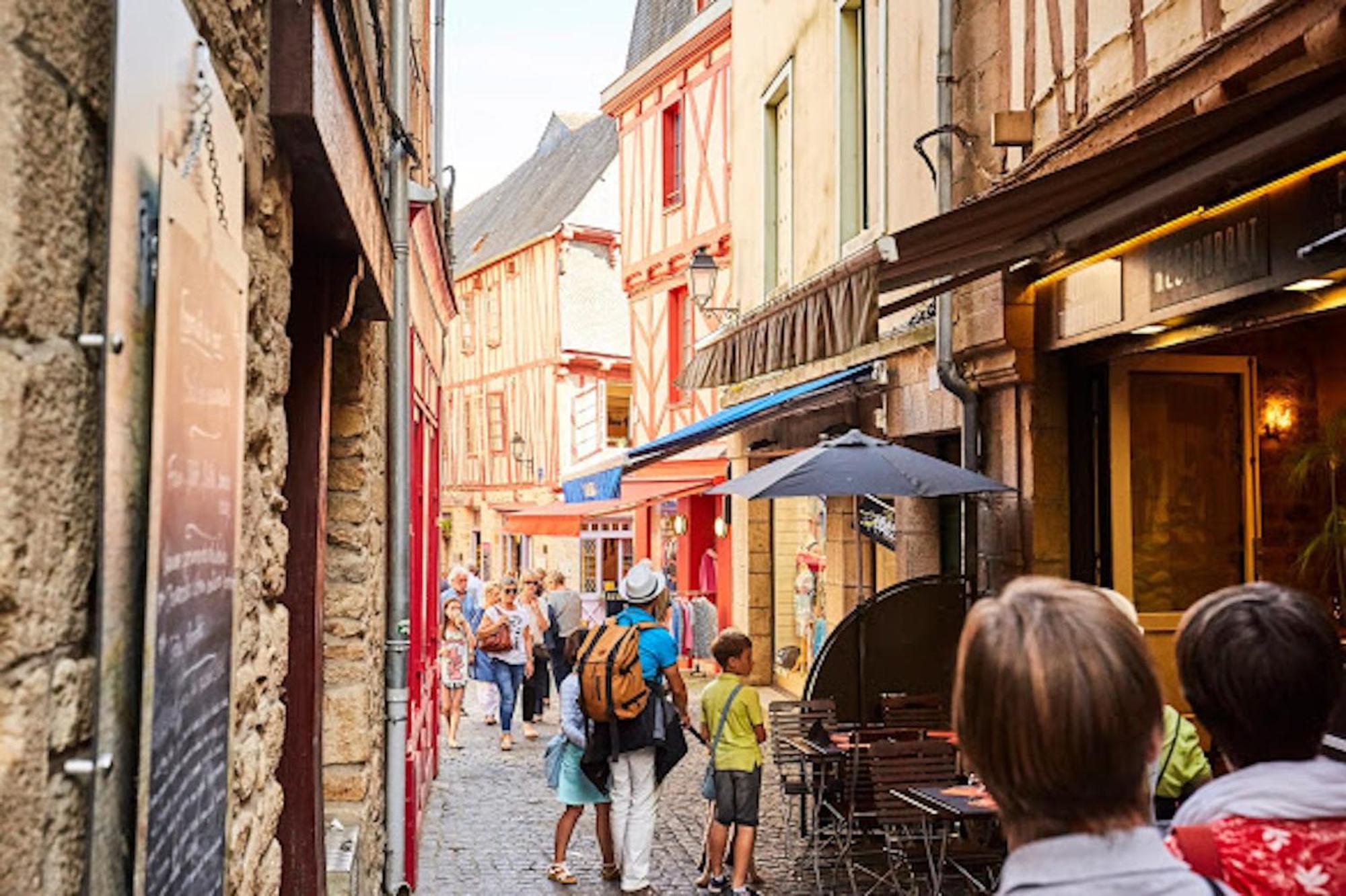 Appartamento Studio De Caractere Du Centre Historique De Vannes Esterno foto